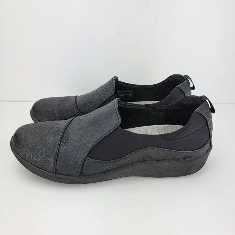 CLARKS Womens Sz 7.5 M Black Cloud Steppers Soft Cushion Slip On Shoes Black 235